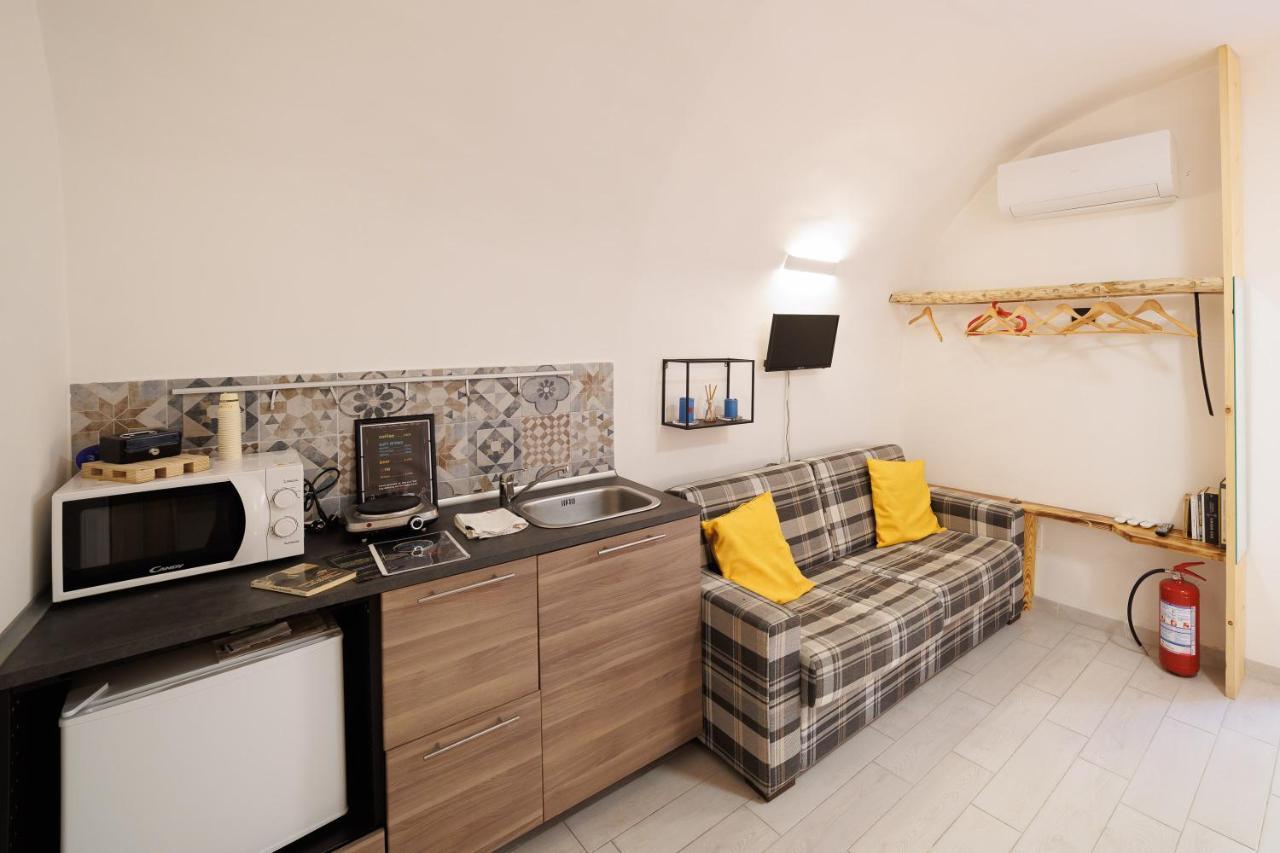 Legno Suite By HouseinNeapel Exterior foto